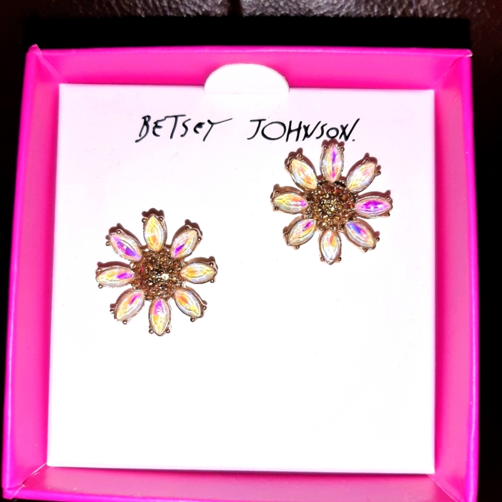 Betsey flower power earrings